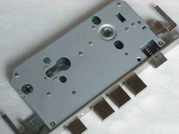 石棉24小时上门开锁公司